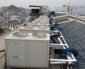 空气能热水器能带暖气吗